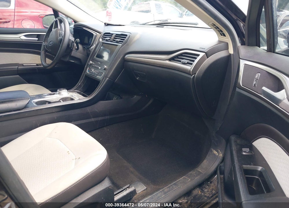 2019 FORD FUSION SE VIN: 3FA6P0HD0KR193353