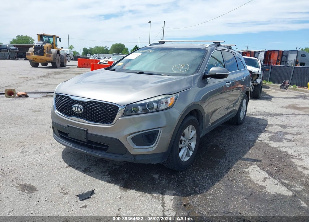2017 KIA SORENTO 3.3L LX VIN: 5XYPGDA57HG292716