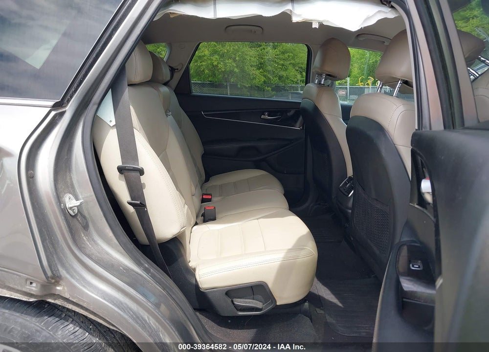 2017 KIA SORENTO 3.3L LX VIN: 5XYPGDA57HG292716