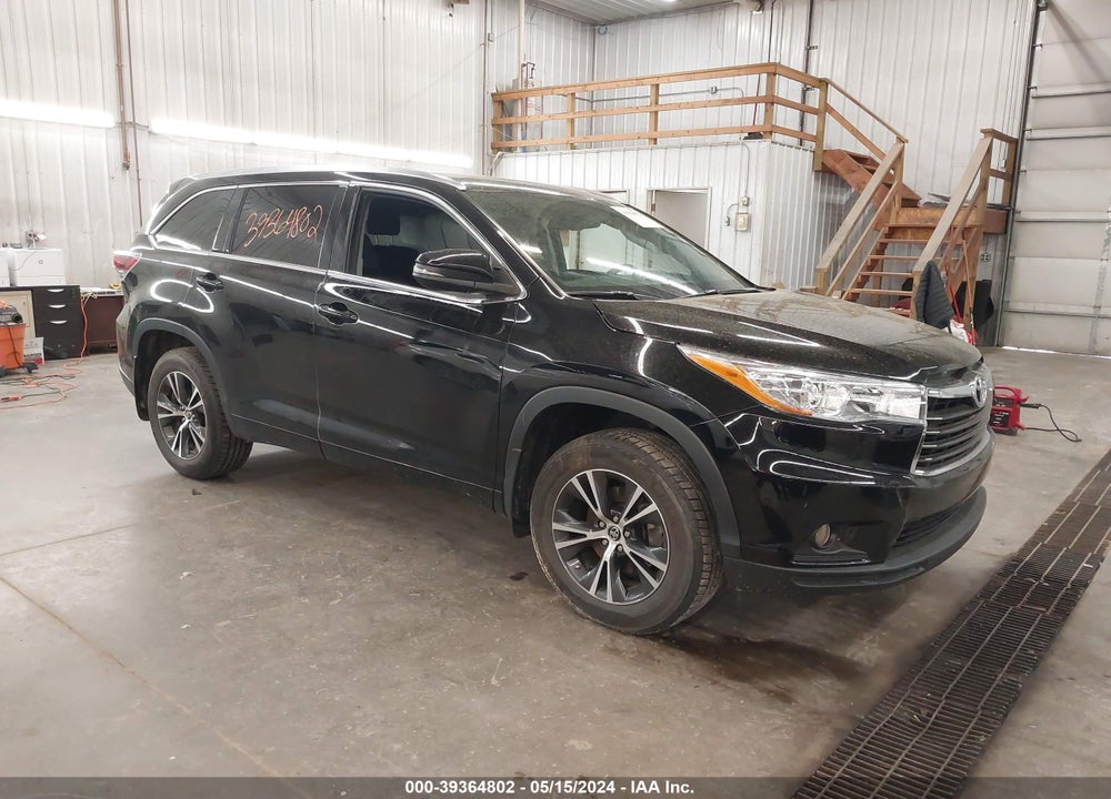 2016 TOYOTA HIGHLANDER XLE V6 VIN: 5TDJKRFH9GS253177