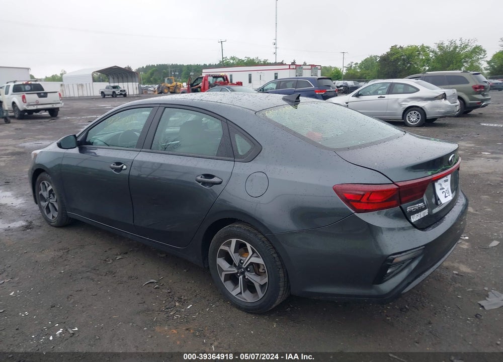 2021 KIA FORTE LXS VIN: 3KPF24AD8ME314182