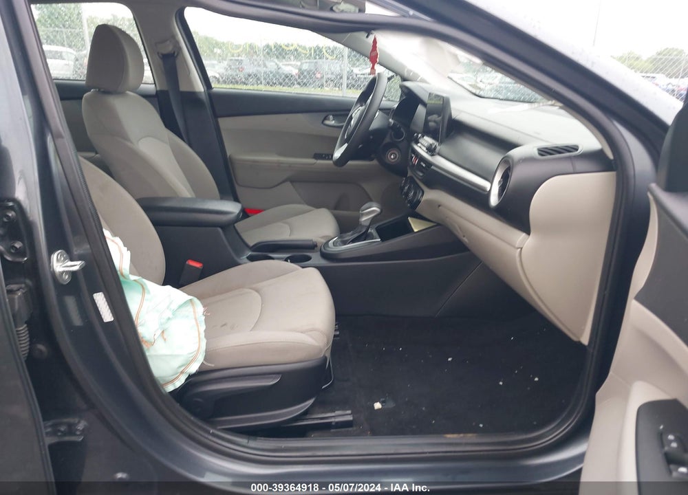 2021 KIA FORTE LXS VIN: 3KPF24AD8ME314182