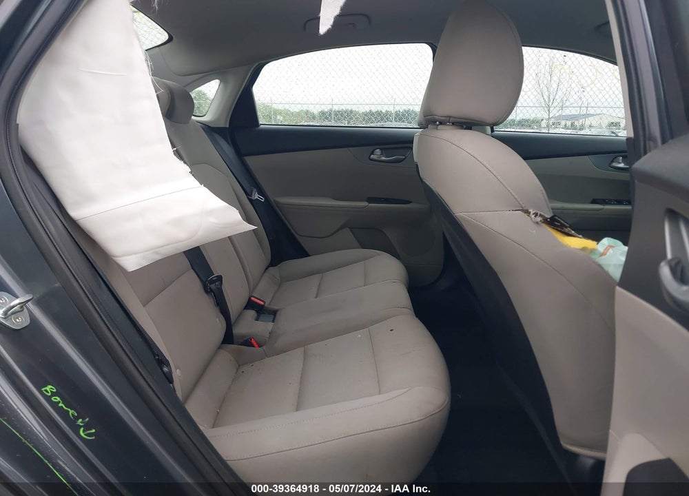 2021 KIA FORTE LXS VIN: 3KPF24AD8ME314182