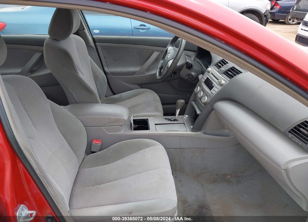 2011 TOYOTA CAMRY LE VIN: 4T1BF3EK1BU592888
