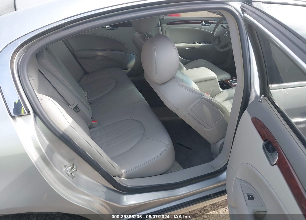 2010 BUICK LUCERNE CXL VIN: 1G4HC5EM1AU119359