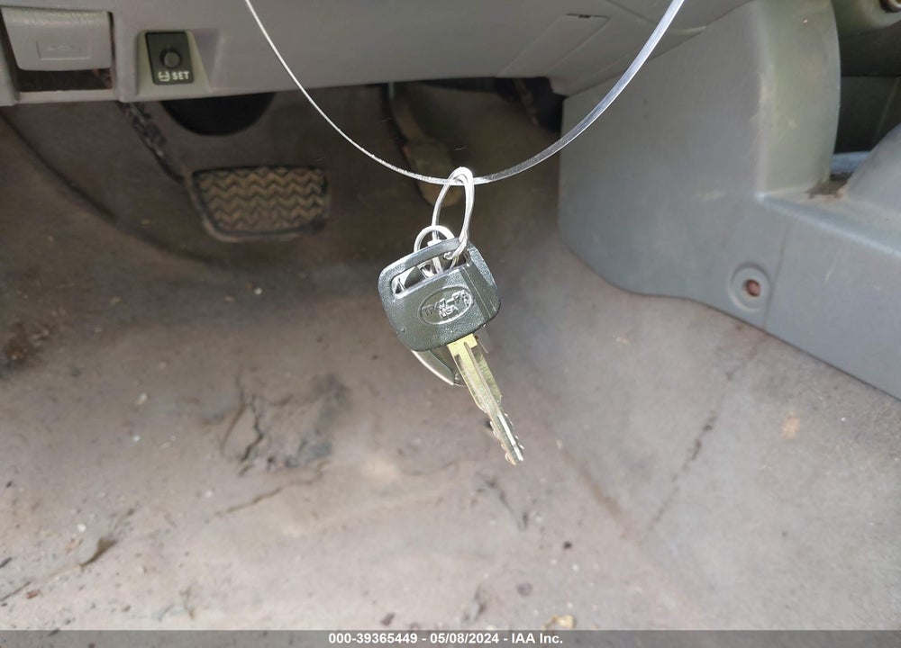 2007 TOYOTA TACOMA VIN: 5TENX22N47Z352109