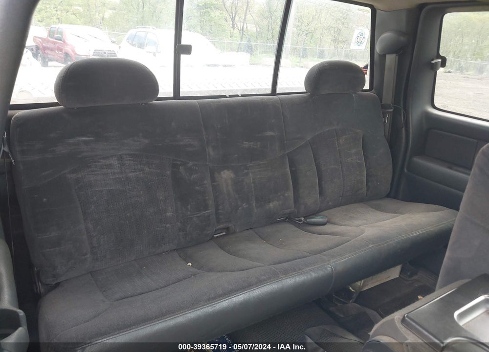 2001 CHEVROLET SILVERADO 2500 LS VIN: 1GCGK29U51Z294180