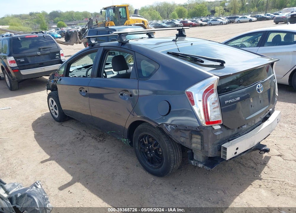2015 TOYOTA PRIUS TWO VIN: JTDKN3DU7F1992956