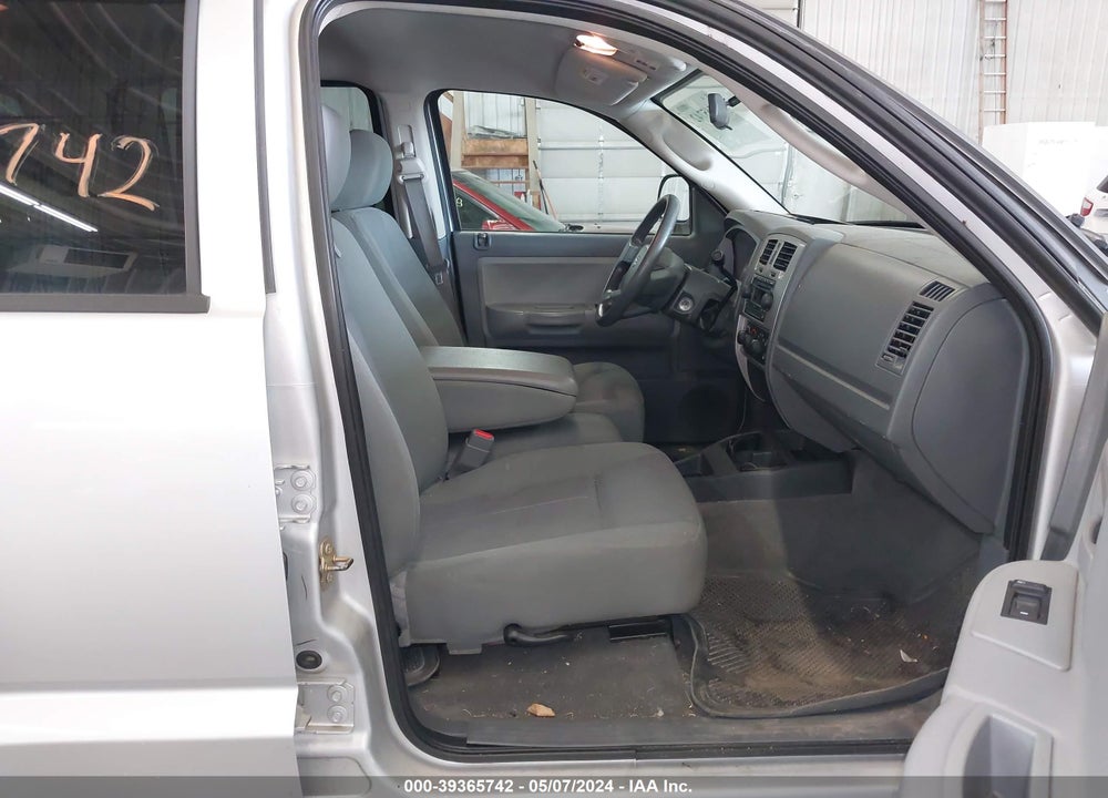 2006 DODGE DAKOTA SLT VIN: 1D7HW48N06S641452