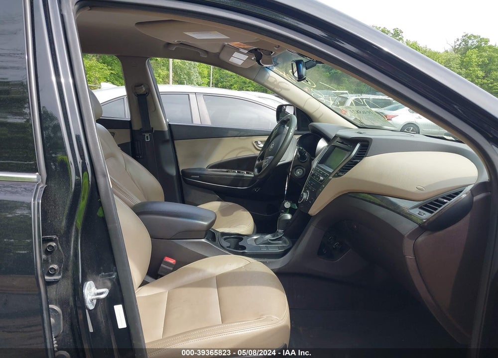 2017 HYUNDAI SANTA FE SPORT 2.4L VIN: 5XYZU3LB9HG422560