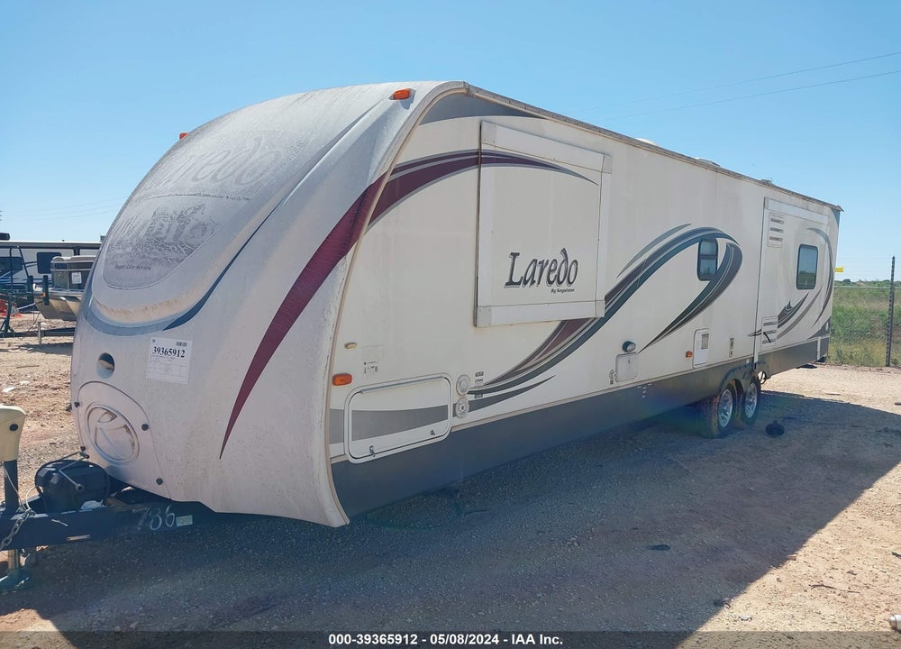 2013 LAREDO TRVTR VIN: 4YDT30825DV600786
