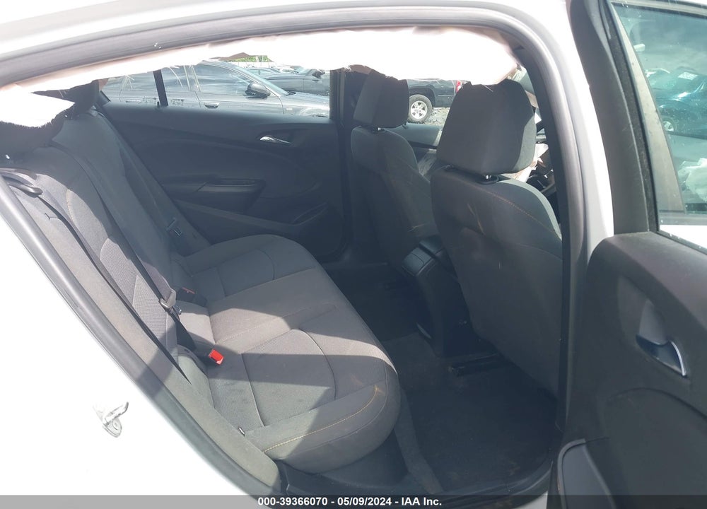 2019 CHEVROLET CRUZE LS VIN: 1G1BC5SM5K7109179