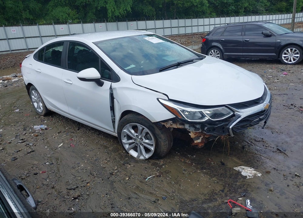 2019 CHEVROLET CRUZE LS VIN: 1G1BC5SM5K7109179
