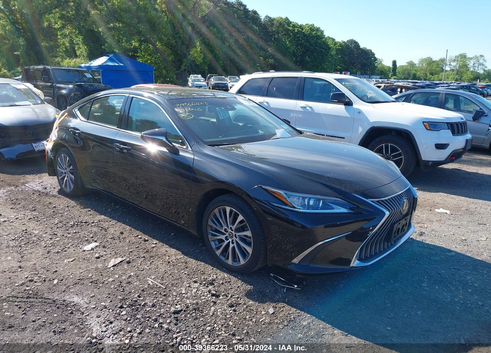 2021 LEXUS ES 350 VIN: 58ADZ1B12MU085638