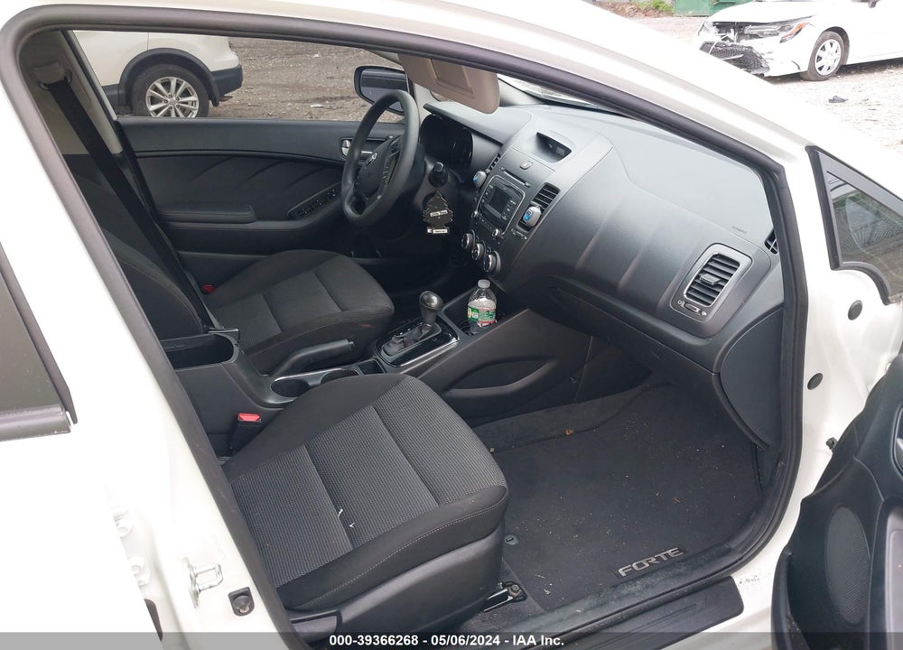 2017 KIA FORTE LX VIN: 3KPFK4A70HE091734