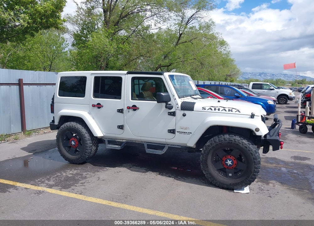 2012 JEEP WRANGLER UNLIMITED SAHARA VIN: 1C4HJWEG4CL104437