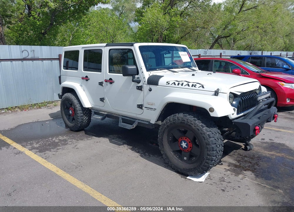 2012 JEEP WRANGLER UNLIMITED SAHARA VIN: 1C4HJWEG4CL104437