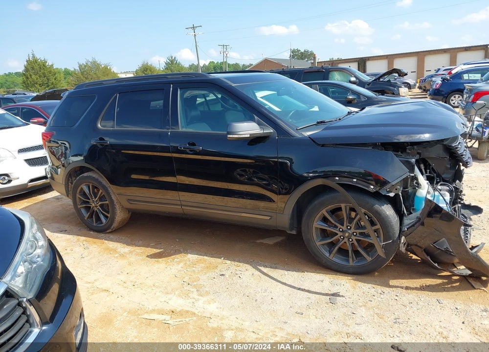 2017 FORD EXPLORER XLT VIN: 1FM5K8D84HGE17828