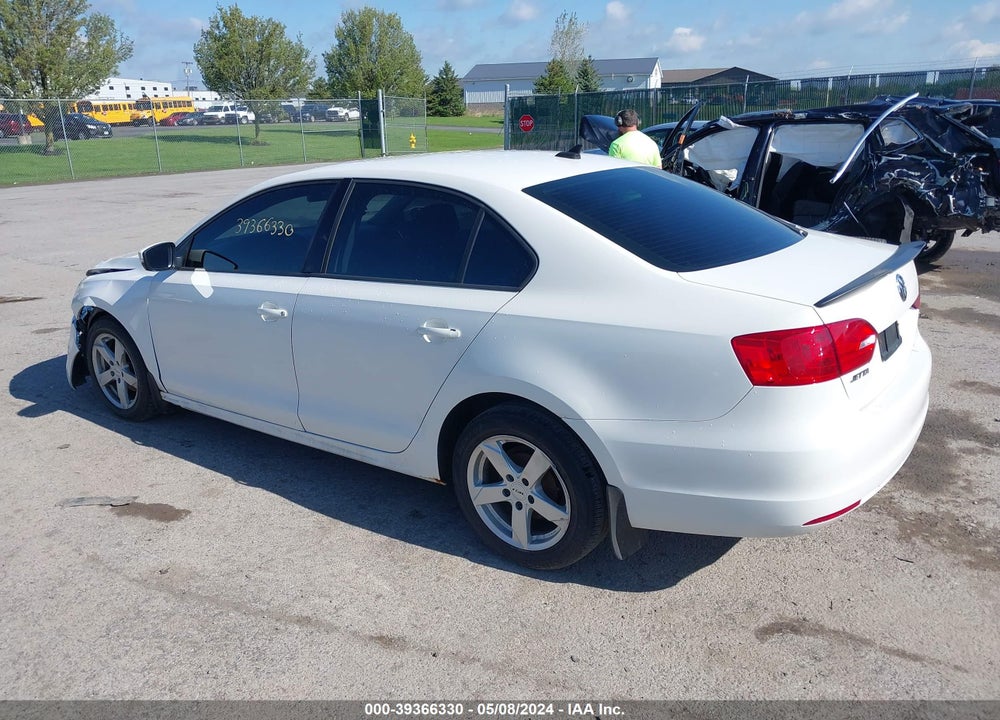 2012 VOLKSWAGEN JETTA 2.5L SE VIN: 3VWDP7AJ4CM309482