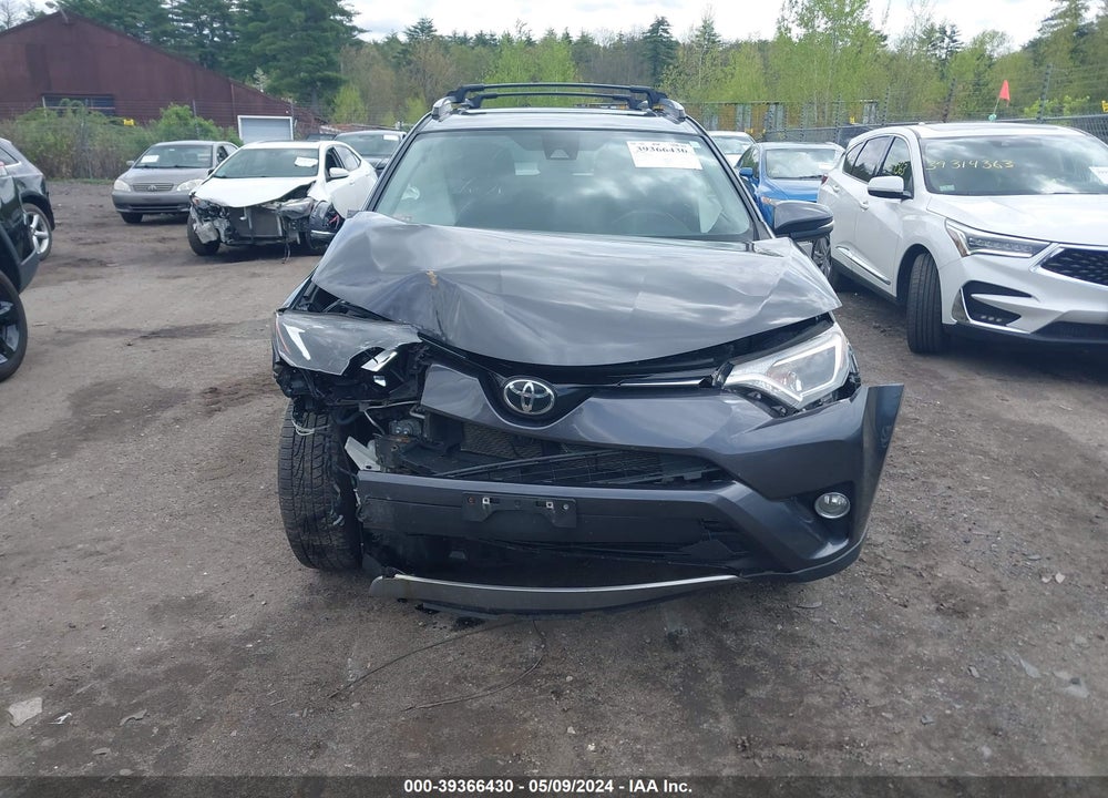 2017 TOYOTA RAV4 XLE VIN: JTMRFREV1HJ125027