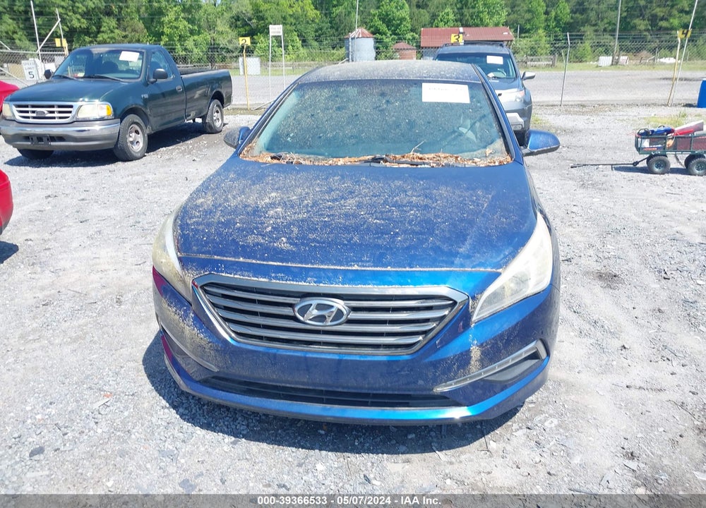 2015 HYUNDAI SONATA SE VIN: 5NPE24AFXFH193019