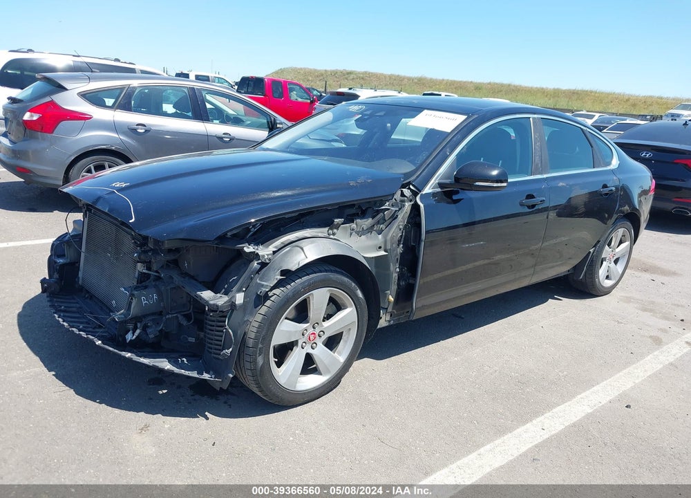 2018 JAGUAR XF 25T VIN: SAJBR4FX3JCY69512
