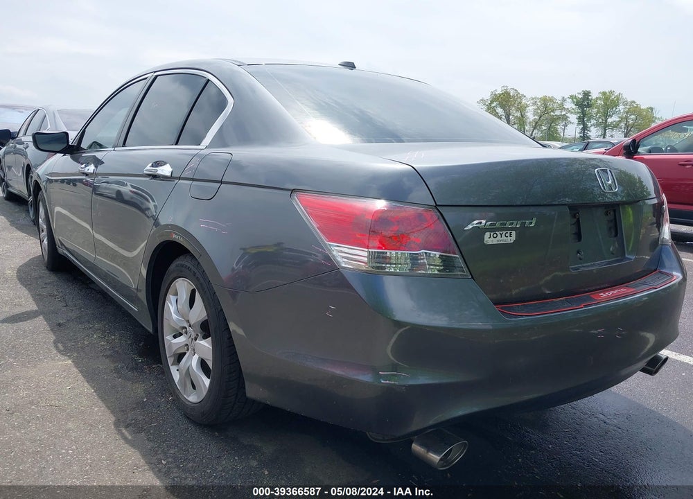 2008 HONDA ACCORD VIN: 1HGCP36878A010832