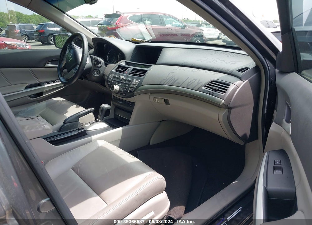 2008 HONDA ACCORD VIN: 1HGCP36878A010832