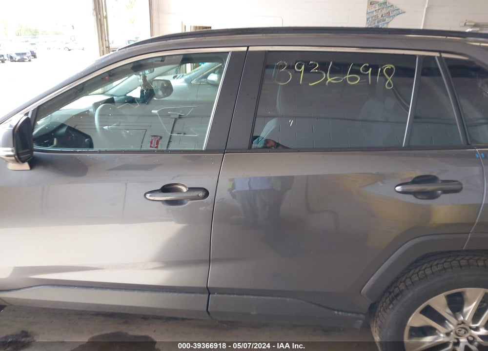 2021 TOYOTA RAV4 XLE PREMIUM VIN: 2T3A1RFV5MC156840