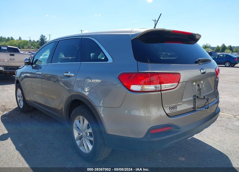 2017 KIA SORENTO 2.4L L VIN: 5XYPG4A30HG192388