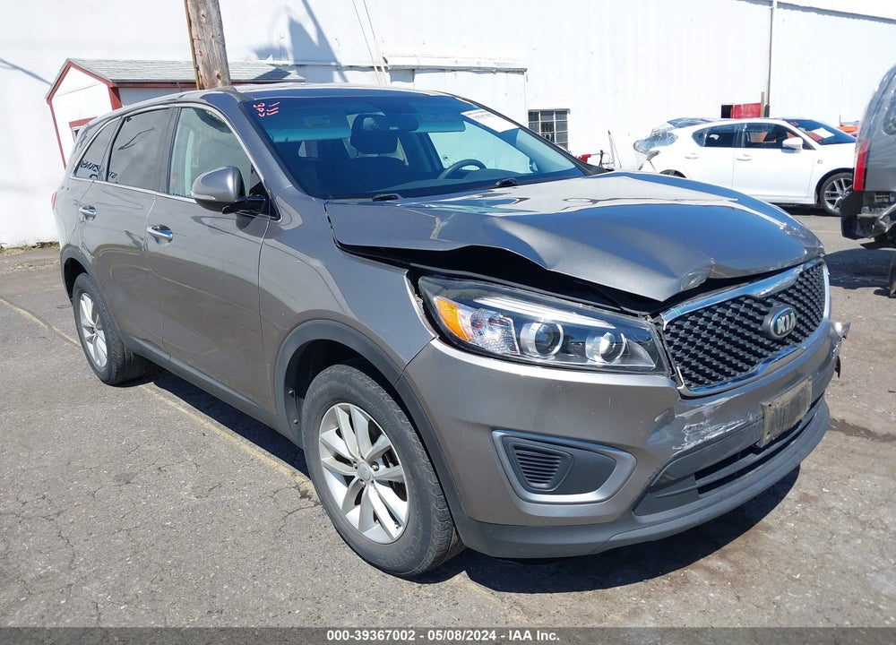 2017 KIA SORENTO 2.4L L VIN: 5XYPG4A30HG192388