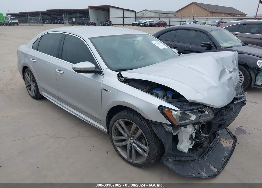 2017 VOLKSWAGEN PASSAT 1.8T R-LINE VIN: 1VWDT7A3XHC017700