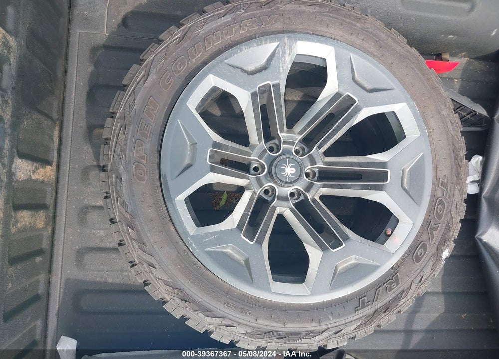2022 RAM 1500 LAIE  4X4 5'7 BOX VIN: 1C6SRFJT2NN182540