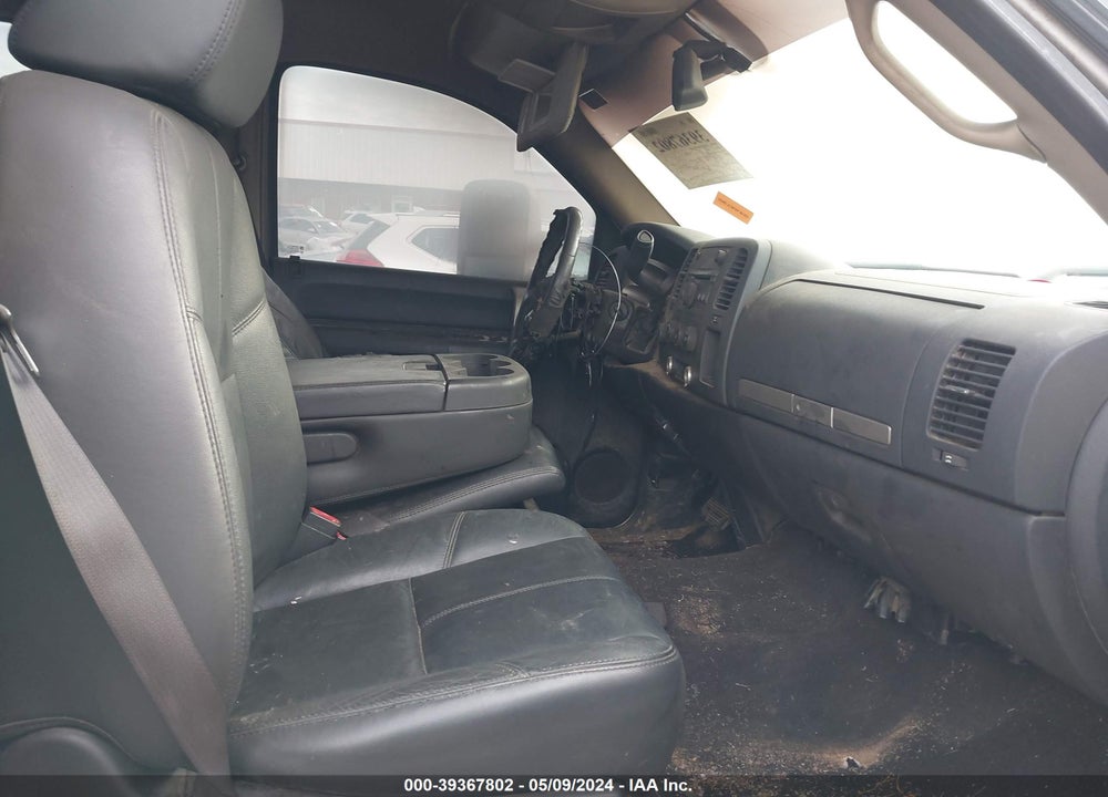 2008 GMC SIERRA 2500HD SLE1 VIN: 1GTHK23658F227752