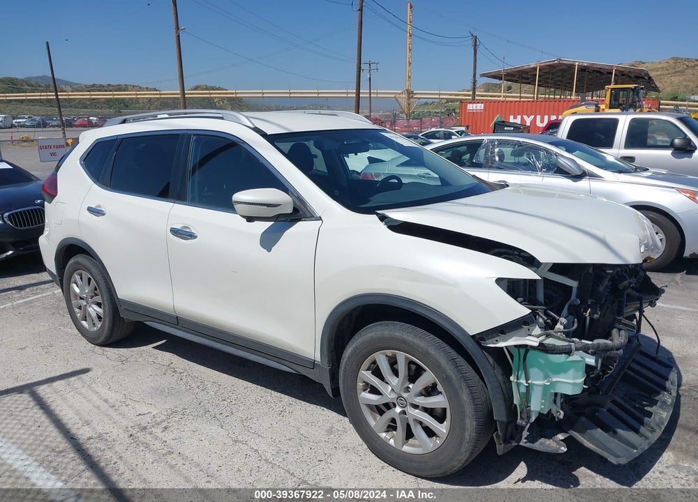2018 NISSAN ROGUE SV VIN: JN8AT2MT5JW492393