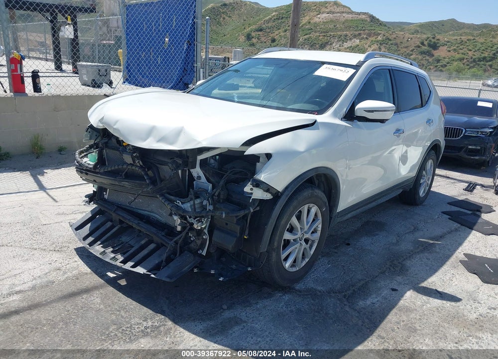 2018 NISSAN ROGUE SV VIN: JN8AT2MT5JW492393