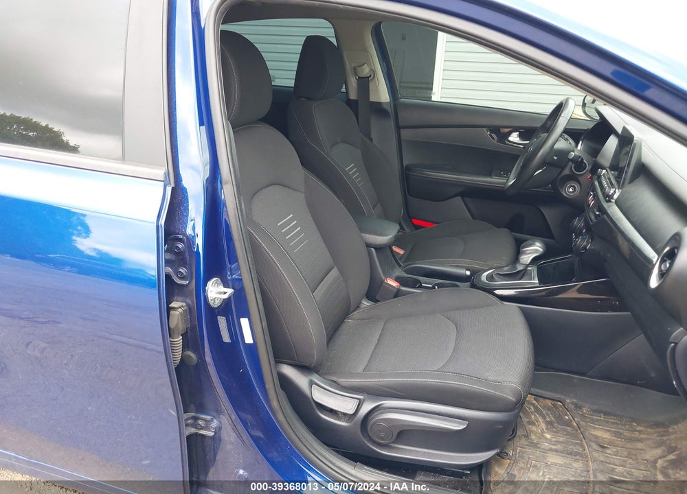 2019 KIA FORTE S VIN: 3KPF34AD9KE097316