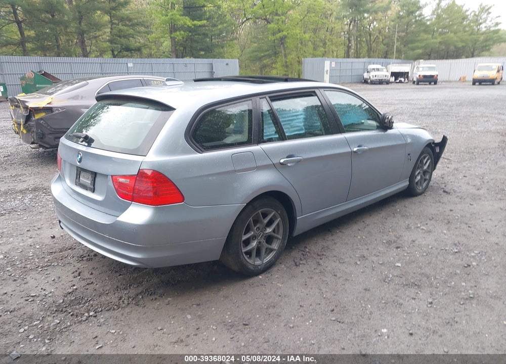 2011 BMW 328I VIN: WBAUU3C54BA542940
