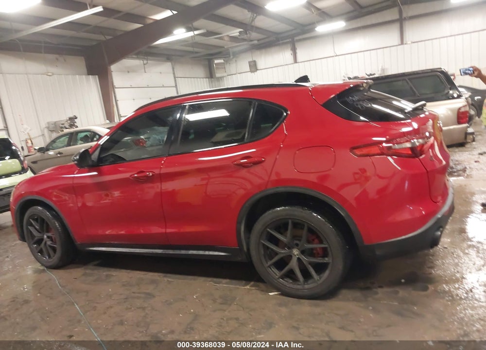 2019 ALFA ROMEO STELVIO TI SPORT AWD VIN: ZASPAKBN6K7C66608