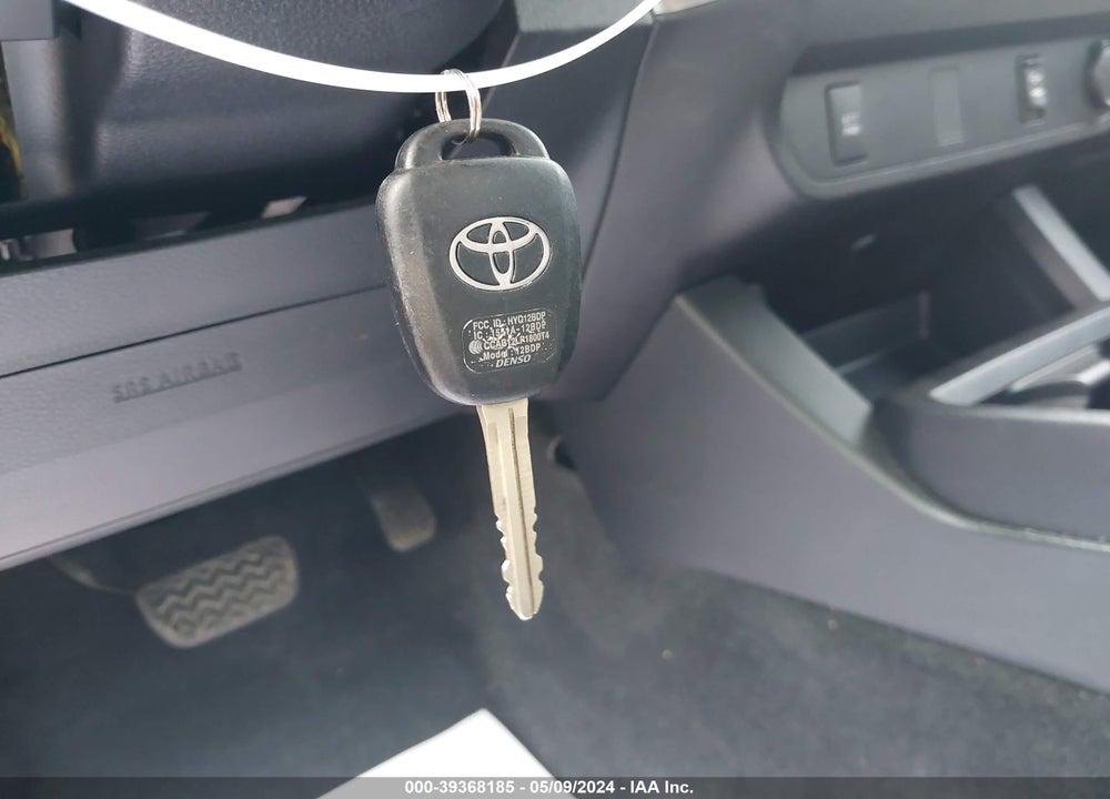 2017 TOYOTA TACOMA SR VIN: 5TFRX5GN8HX098618