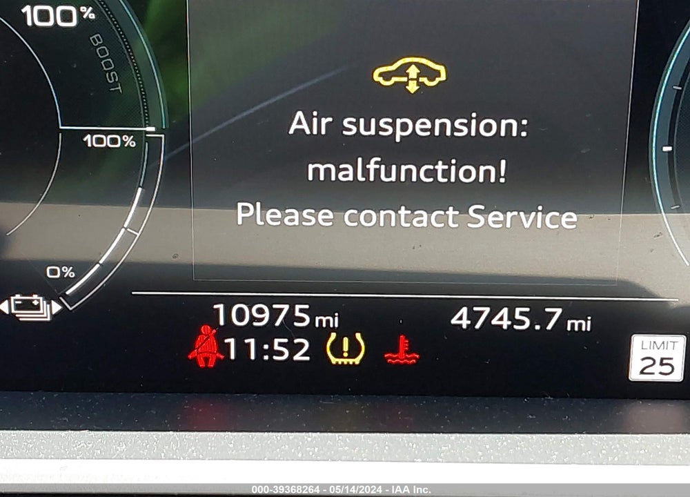 2022 AUDI E-TRON CHRONOS QUATTRO VIN: WA1VABGE0NB014843