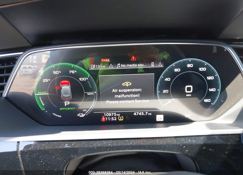 2022 AUDI E-TRON CHRONOS QUATTRO VIN: WA1VABGE0NB014843