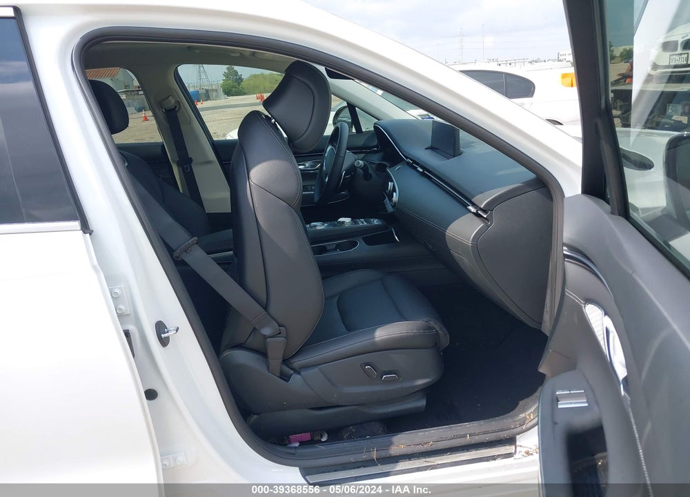 2024 GENESIS GV70 2.5T AWD VIN: 5NMMADTB3RH008867
