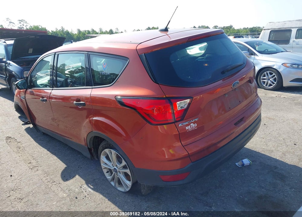 2019 FORD ESCAPE S VIN: 1FMCU0F75KUB90374