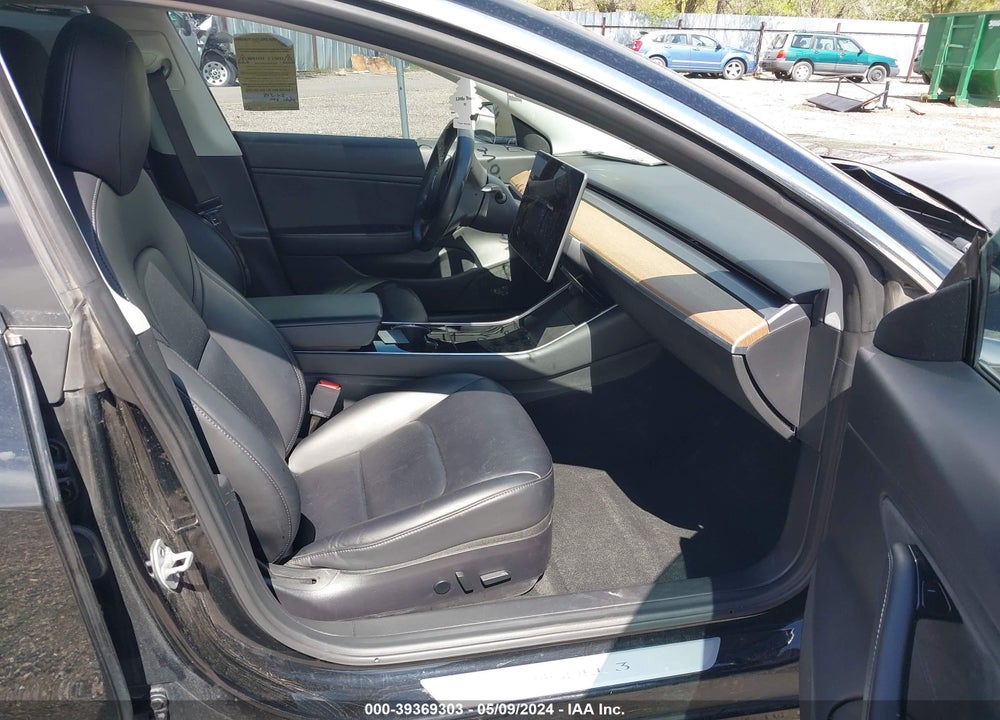 2018 TESLA MODEL 3 LONG RANGE/PERFORMANCE VIN: 5YJ3E1EBXJF103525