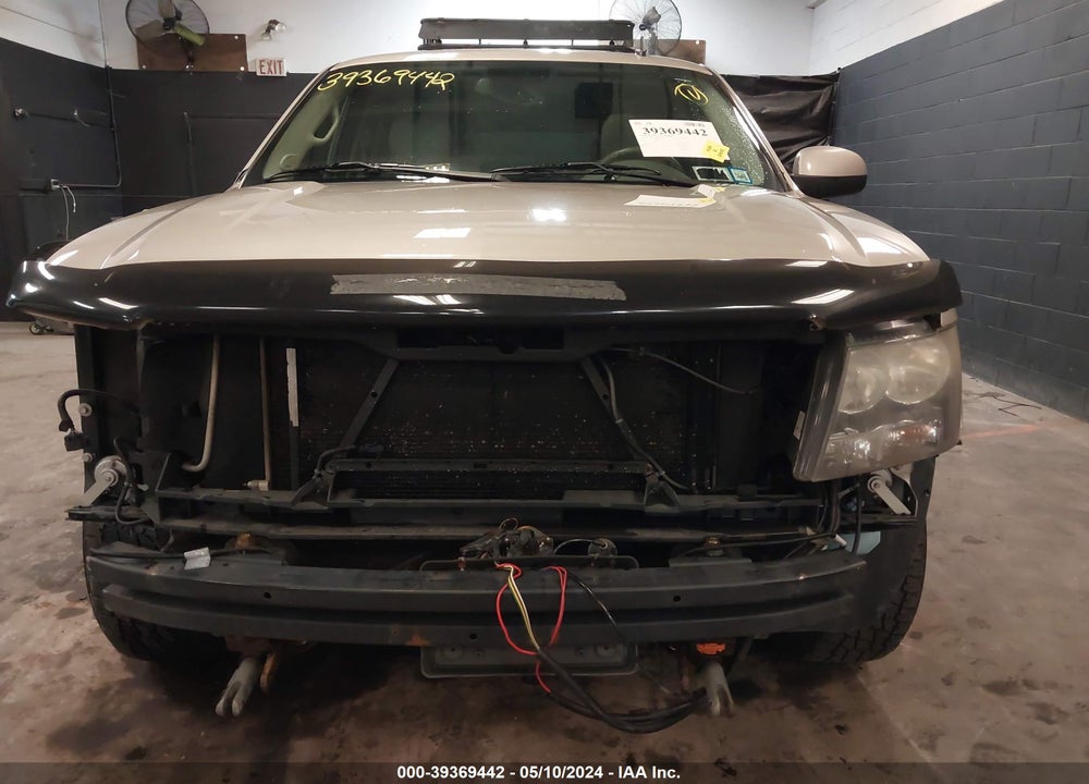 2009 CHEVROLET TAHOE LT2 VIN: 1GNFK23039R292545