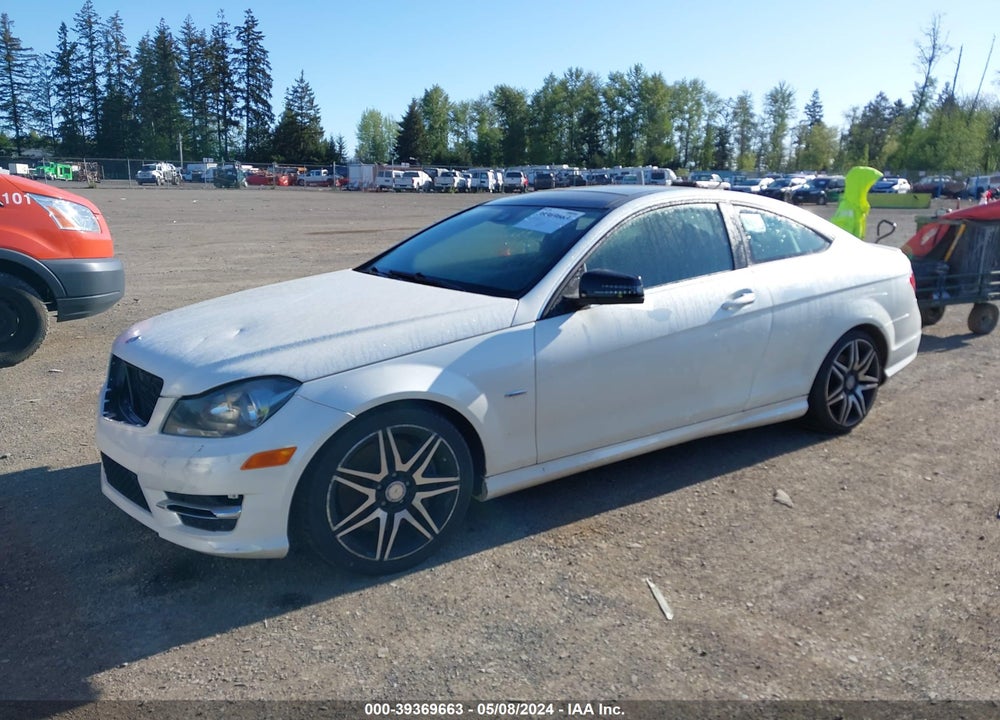 2013 MERCEDES-BENZ C 250 VIN: WDDGJ4HB9DG032926