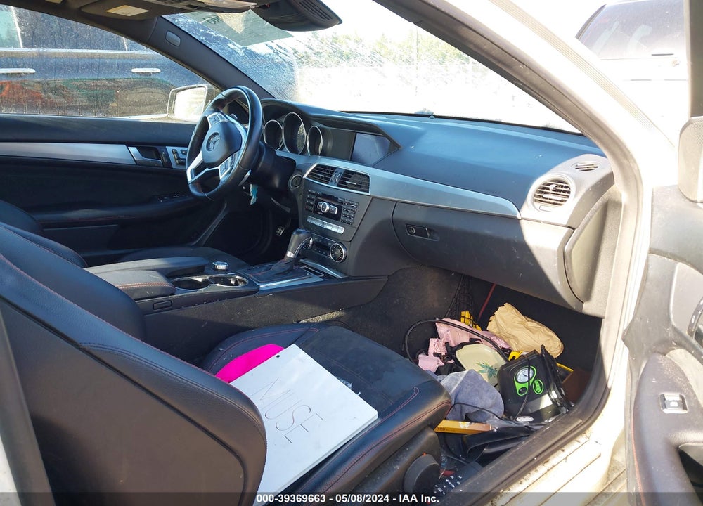 2013 MERCEDES-BENZ C 250 VIN: WDDGJ4HB9DG032926