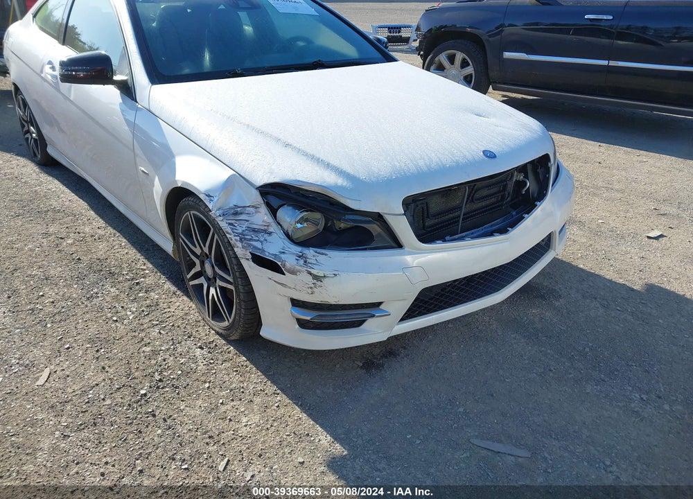 2013 MERCEDES-BENZ C 250 VIN: WDDGJ4HB9DG032926