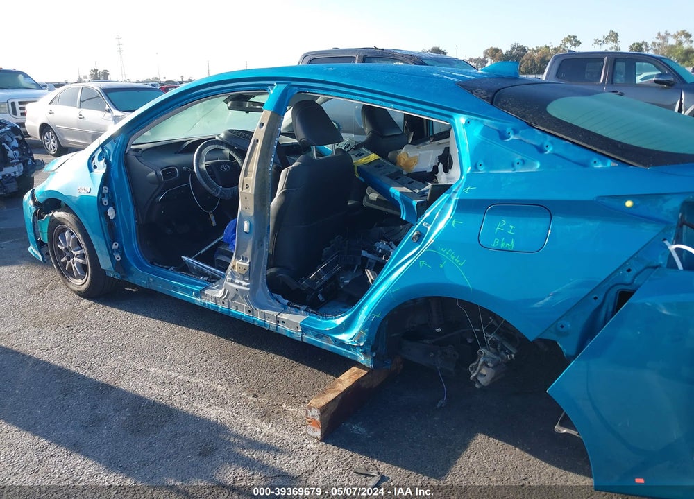 2021 TOYOTA PRIUS PRIME XLE VIN: JTDKAMFP5M3175530